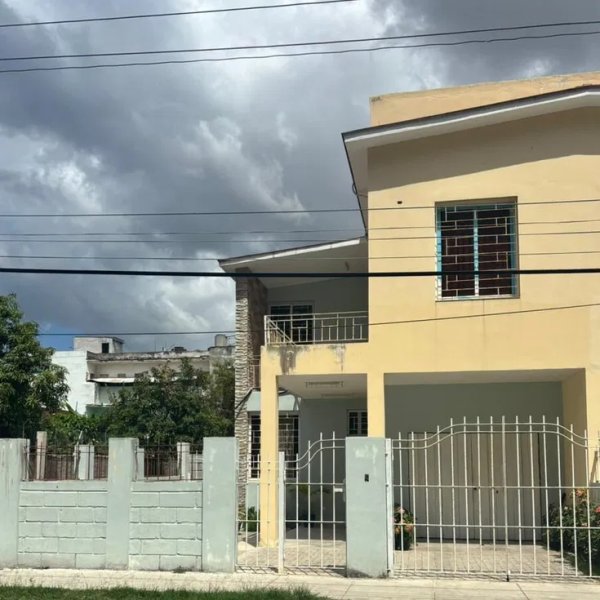 Casa de 2 habitaciones en venta en Vedado, Plaza de la Revolución, La Habana