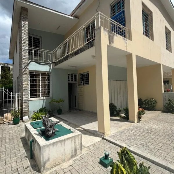 Casa de 2 habitaciones en venta en Vedado, Plaza de la Revolución, La Habana - 2