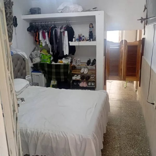 Casa de 2 habitaciones en venta en Cubanacán, Playa, La Habana - 2