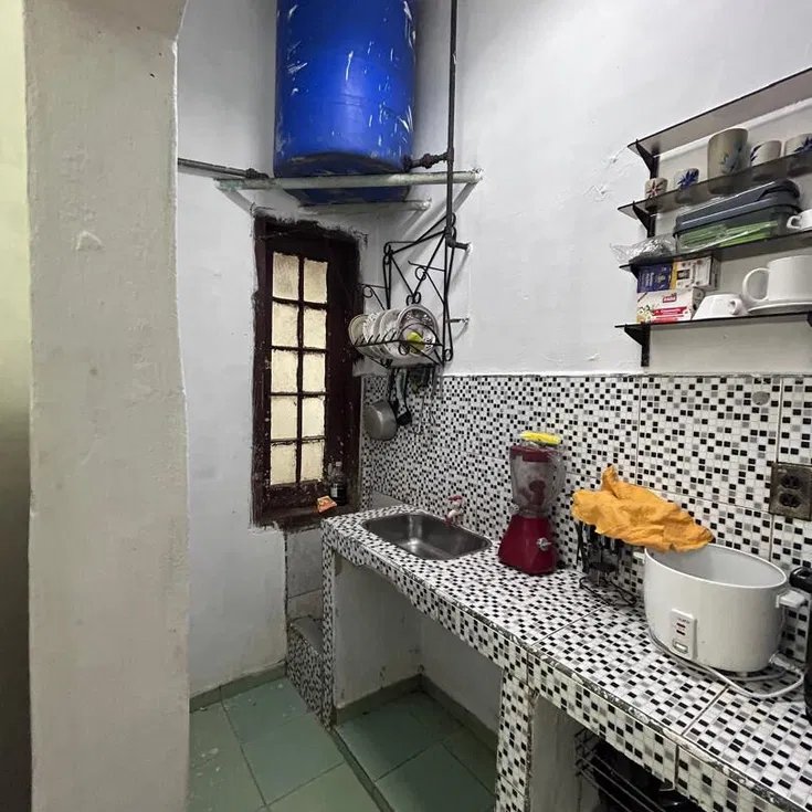 Casa de 4 habitaciones en venta en Centro Habana, La Habana