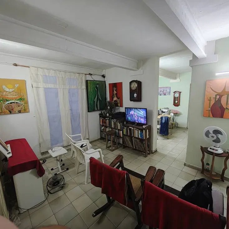 Apartamento de 2 habitaciones en venta en Cerro, La Habana