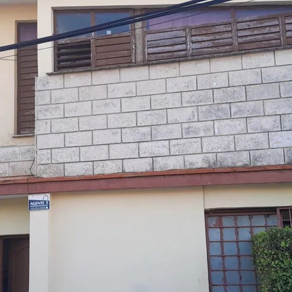 Biplanta de 2 habitaciones en venta en Santa Fe, Playa, La Habana