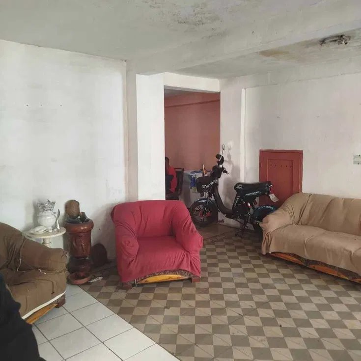 Duplex with 4 bedrooms for sale in Centro Habana, La Habana