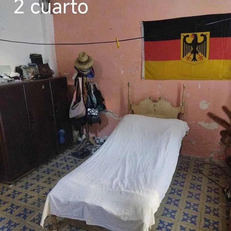 Duplex with 4 bedrooms for sale in Centro Habana, La Habana