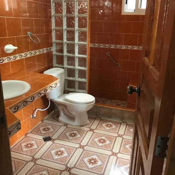 Casa de 3 habitaciones en venta en Guanabo, Habana del Este, La Habana - 4