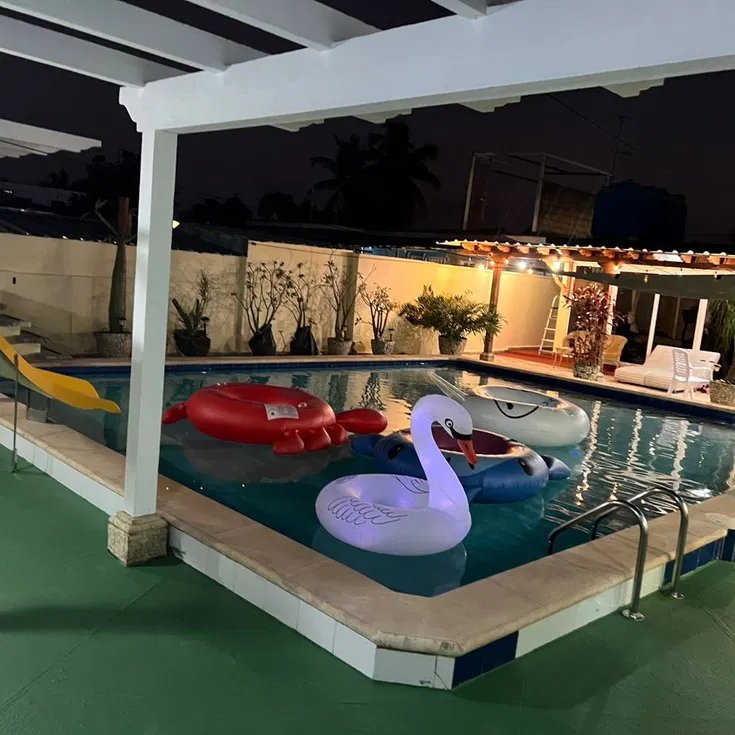 Casa de 3 habitaciones en venta en Guanabo, Habana del Este, La Habana