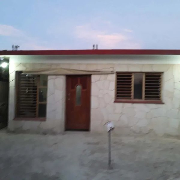 Casa de 2 habitaciones en venta en Boca Ciega, Habana del Este, La Habana - 3