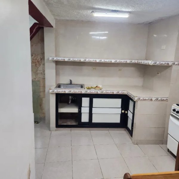 Apartamento de 2 habitaciones en venta en Los Sitios, Centro Habana, La Habana - 8