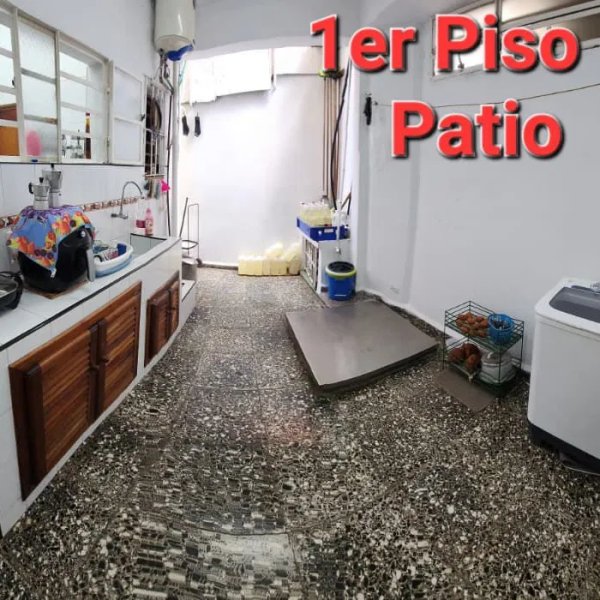 Casa de 2 habitaciones en venta en Marianao, La Habana - 5