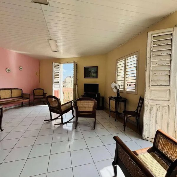 Apartamento de 2 habitaciones en venta en Centro Habana, La Habana