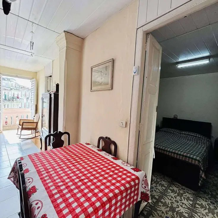Apartamento de 2 habitaciones en venta en Centro Habana, La Habana