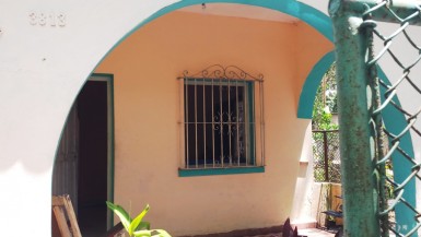 Casa Independiente de 3 habitaciones en venta en Lotería, Cotorro, La Habana