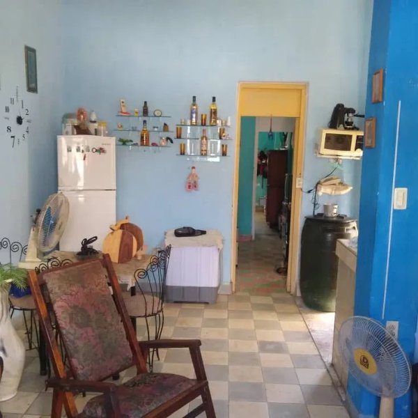 Apartamento de 2 habitaciones en venta en Centro Habana, La Habana