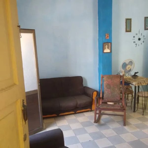Apartamento de 2 habitaciones en venta en Centro Habana, La Habana - 2