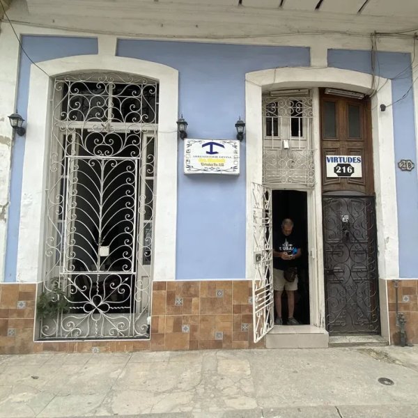 Apartamento de 5 habitaciones en venta en Centro Habana, La Habana - 2