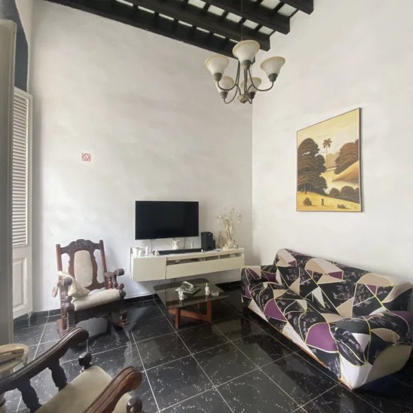 Apartamento de 5 habitaciones en venta en Centro Habana, La Habana - 3
