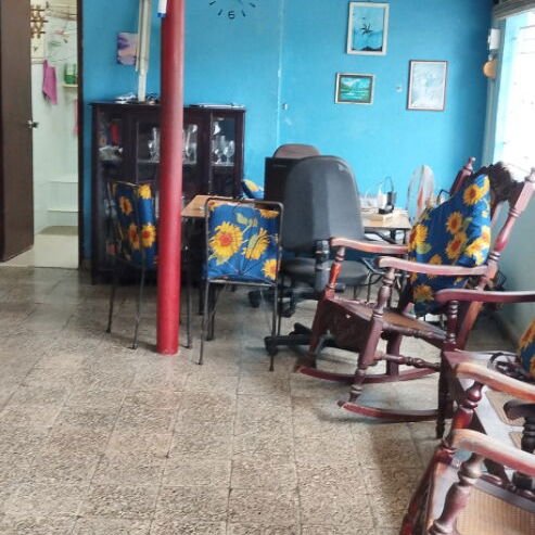 Casa de 3 habitaciones en venta en Marianao, La Habana
