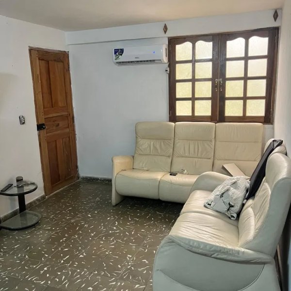 Apartment with 3 bedrooms for sale in Camilo Cienfuegos, Habana del Este, La Habana - 5