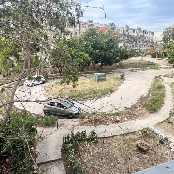 Apartment with 3 bedrooms for sale in Camilo Cienfuegos, Habana del Este, La Habana - 8