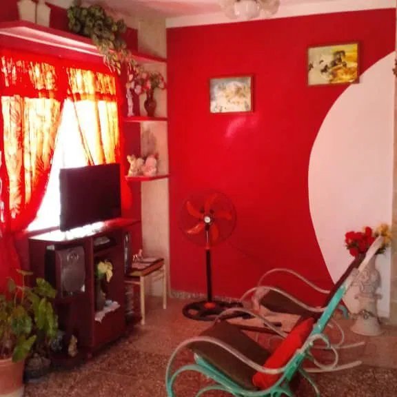 Biplanta de 3 habitaciones en venta en San Miguel del Padrón, La Habana