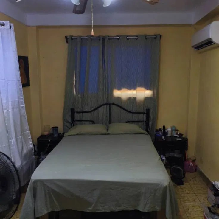 Biplanta de 2 habitaciones en venta en Palatino, Cerro, La Habana