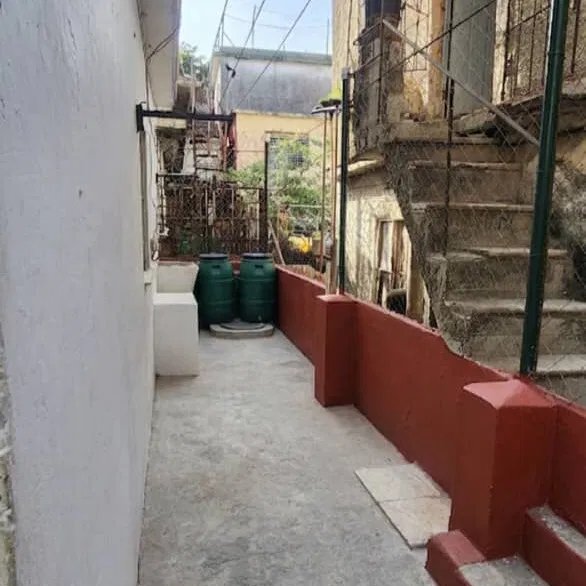 Casa de 3 habitaciones en venta en La Lisa, La Habana - 2
