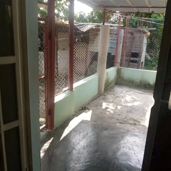 Casa de 2 habitaciones en venta en San Miguel del Padrón, La Habana - 8