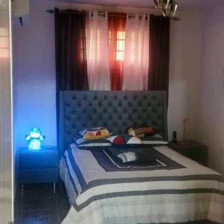 Casa de 3 habitaciones en venta en Barrio Azul, Arroyo Naranjo, La Habana