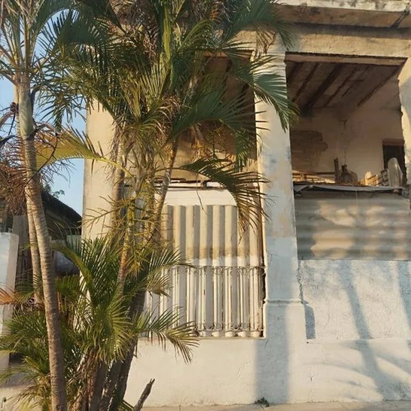 Casa de 2 habitaciones en venta en Lawton, Diez de Octubre, La Habana