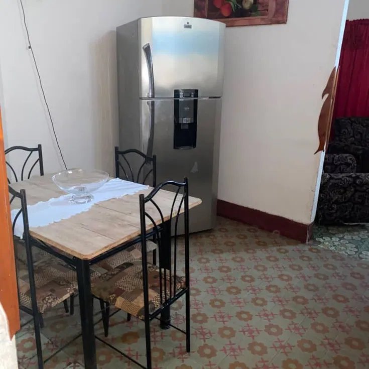 Casa de 2 habitaciones en venta en Lawton, Diez de Octubre, La Habana