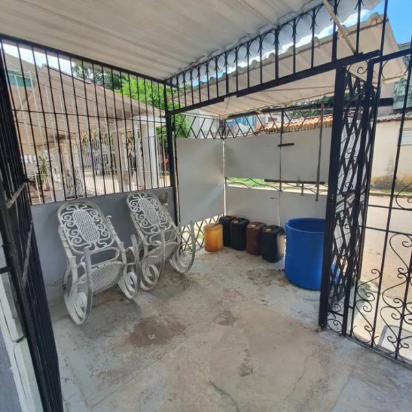 House with 2 bedrooms for sale in Boyeros, La Habana - 2