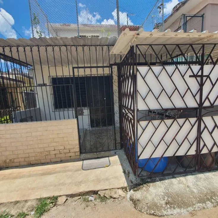 House with 2 bedrooms for sale in Boyeros, La Habana