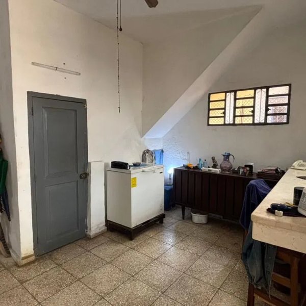 Casa de 8 habitaciones en venta en Diez de Octubre, La Habana - 4