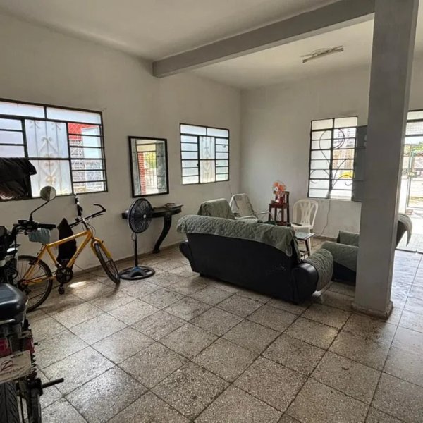 Casa de 8 habitaciones en venta en Diez de Octubre, La Habana - 9