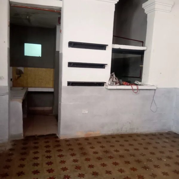 Casa de 1 habitación en venta en Centro Habana, La Habana - 3