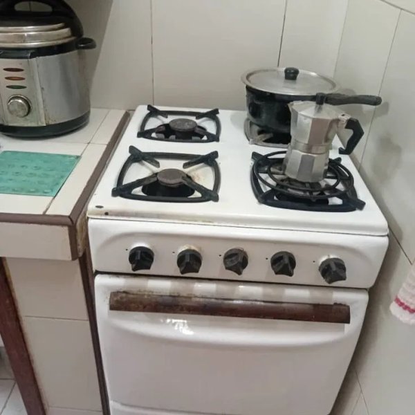 Apartamento de 2 habitaciones en venta en Playa, La Habana - 3