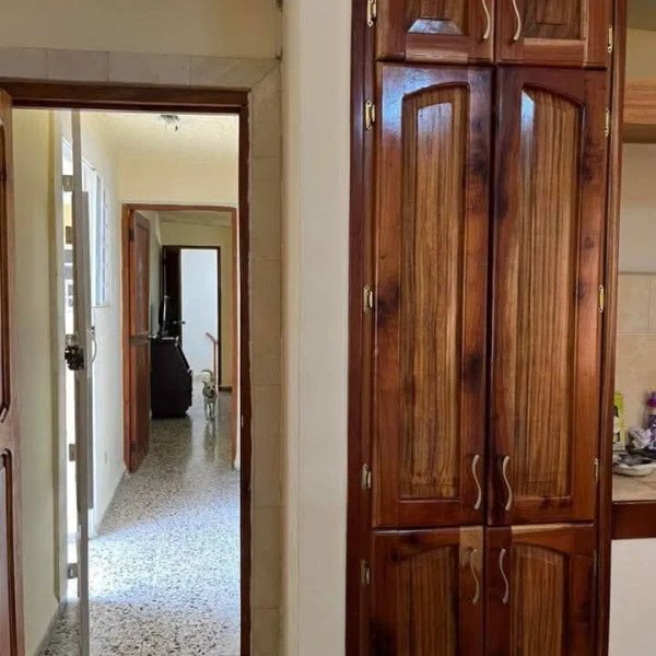 House with 2 bedrooms for sale in Diez de Octubre, La Habana - Thumbnail 4