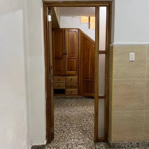 House with 2 bedrooms for sale in Diez de Octubre, La Habana - Thumbnail 6