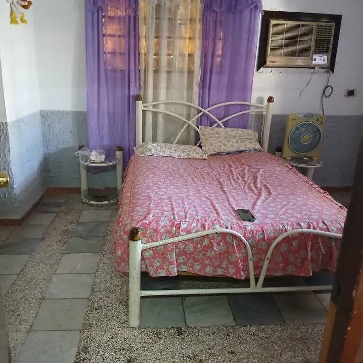 House with 5 bedrooms for sale in Los Pocitos, Marianao, La Habana