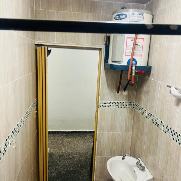 Casa de 3 habitaciones en venta en Marianao, La Habana - 7