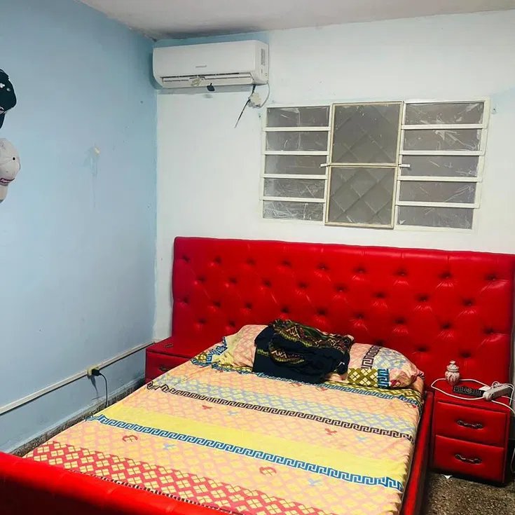 Casa de 3 habitaciones en venta en Marianao, La Habana