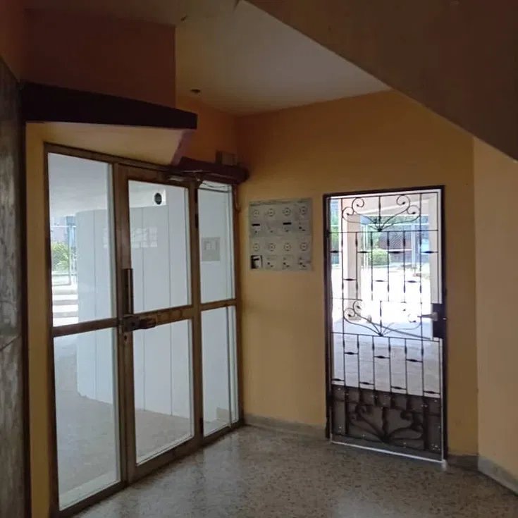 Apartamento de 2 habitaciones en venta en Miramar, Playa, La Habana