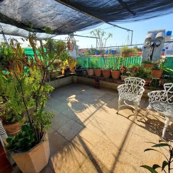 Biplanta de 4 habitaciones en venta en Playa, La Habana - 6