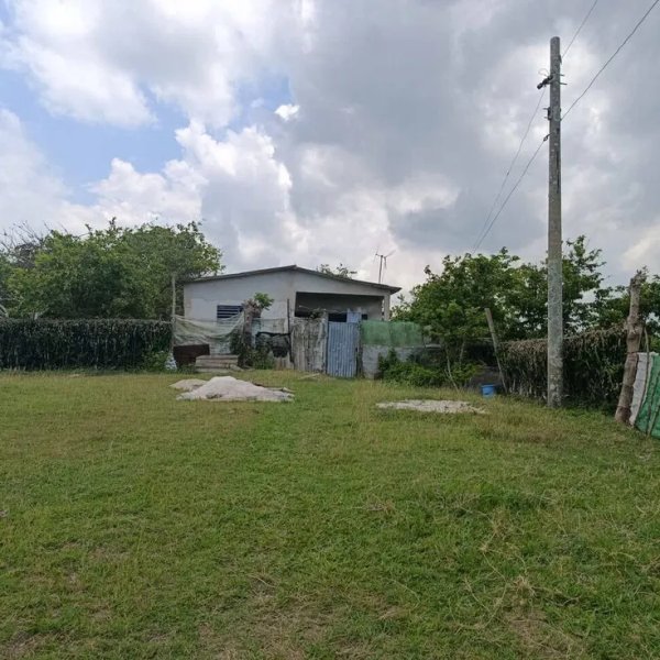 House with 2 bedrooms for sale in Guanabacoa, La Habana