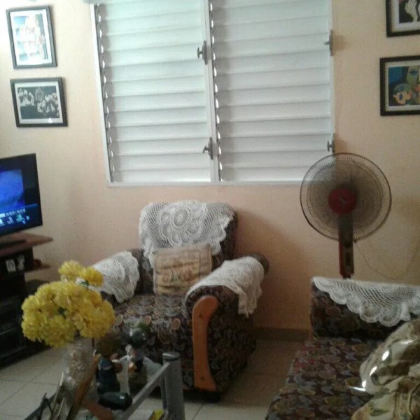 Biplanta de 3 habitaciones en venta en Habana Nueva, Guanabacoa, La Habana - 2
