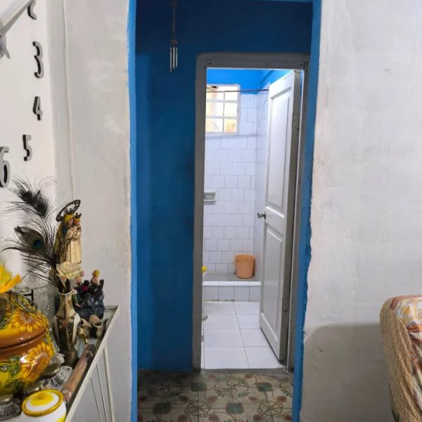 Biplanta de 3 habitaciones en venta en Diez de Octubre, La Habana - 6