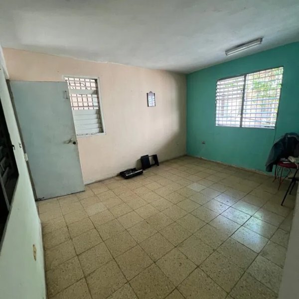 Apartment with 2 bedrooms for sale in Regla, La Habana - 4
