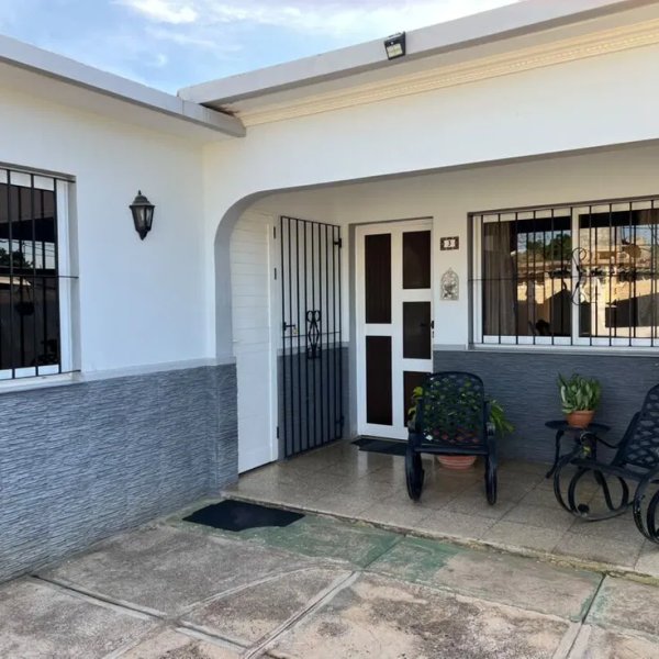 Casa de 2 habitaciones en venta en Matanzas