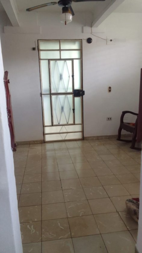 Apartamento de 2 habitaciones en venta en Mulgoba, Boyeros, La Habana
