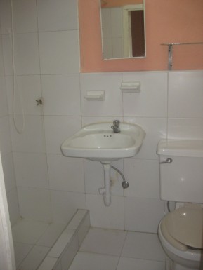 Duplex with 8 bedrooms for sale in Colón, Centro Habana, La Habana